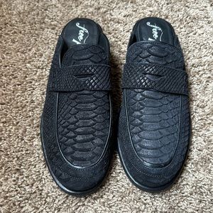 Free People Black Slip on Loafers size 39